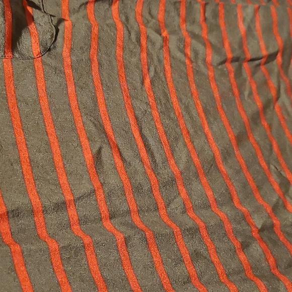 100% Silk Forever 21 Olive Green Pocket Tank - L - Picture 7 of 7